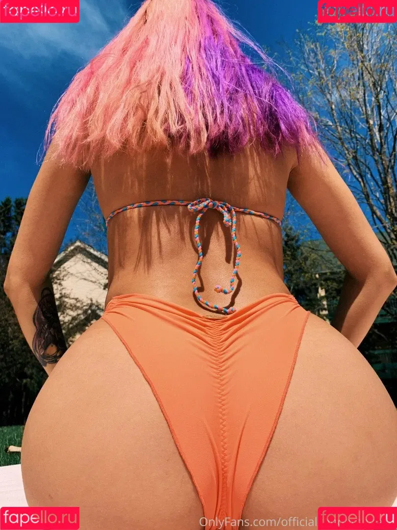 Official Kendama Babe Onlyfans Photo Gallery 