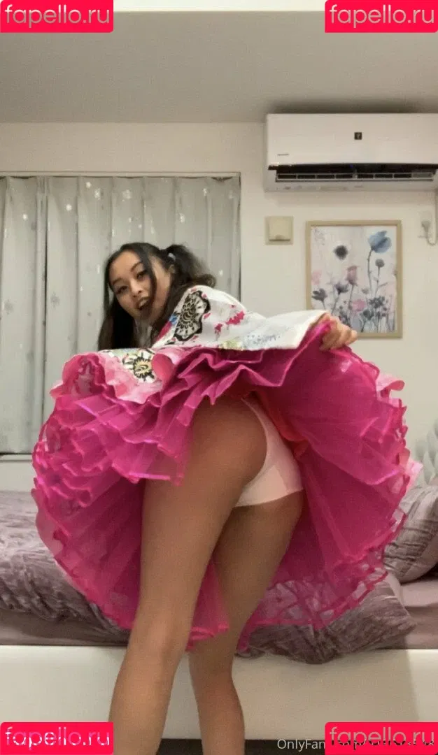 Official Kendama Babe Onlyfans Photo Gallery 