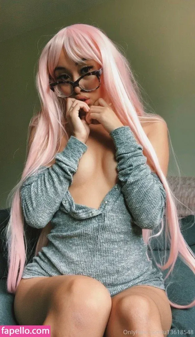 Official Kendama Babe Onlyfans Photo Gallery 