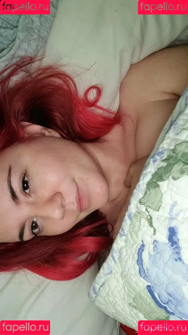 saramills631 Onlyfans Photo Gallery 