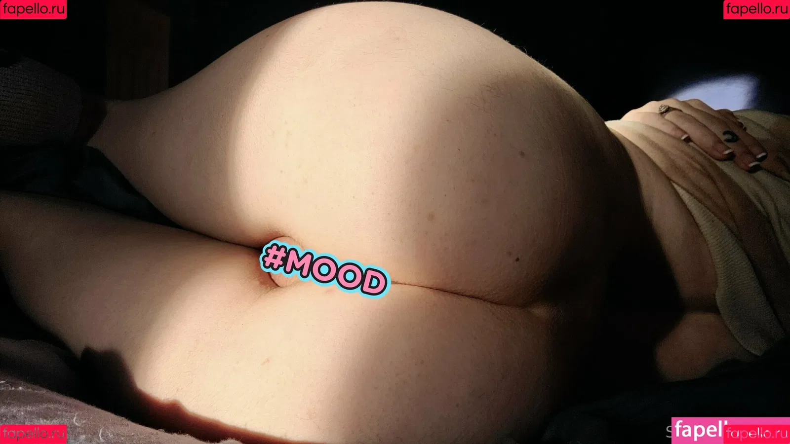 saramills631 Onlyfans Photo Gallery 