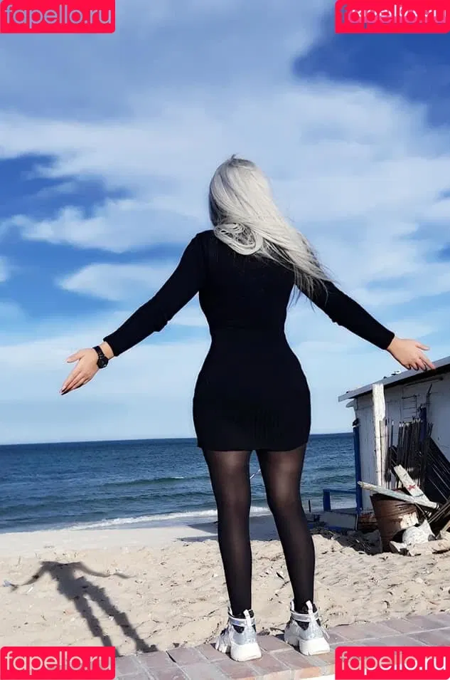 Wiem Yahia Onlyfans Photo Gallery 
