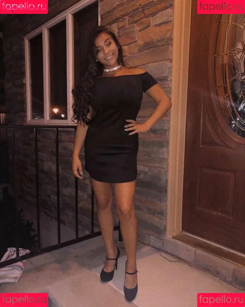 Emma Planzo Onlyfans Photo Gallery 