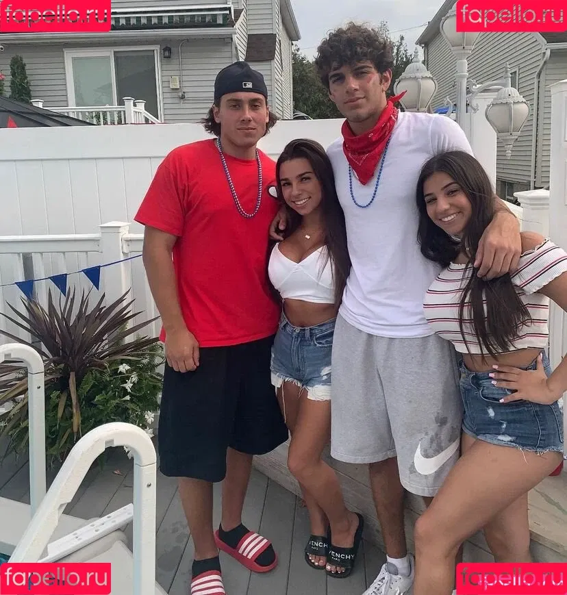 Emma Planzo Onlyfans Photo Gallery 