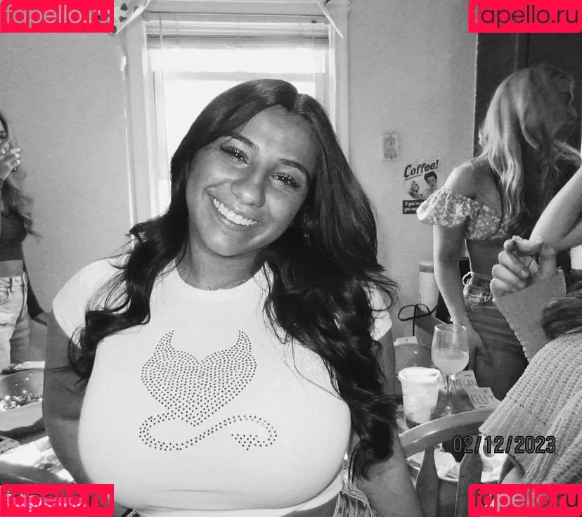 Emma Planzo Onlyfans Photo Gallery 