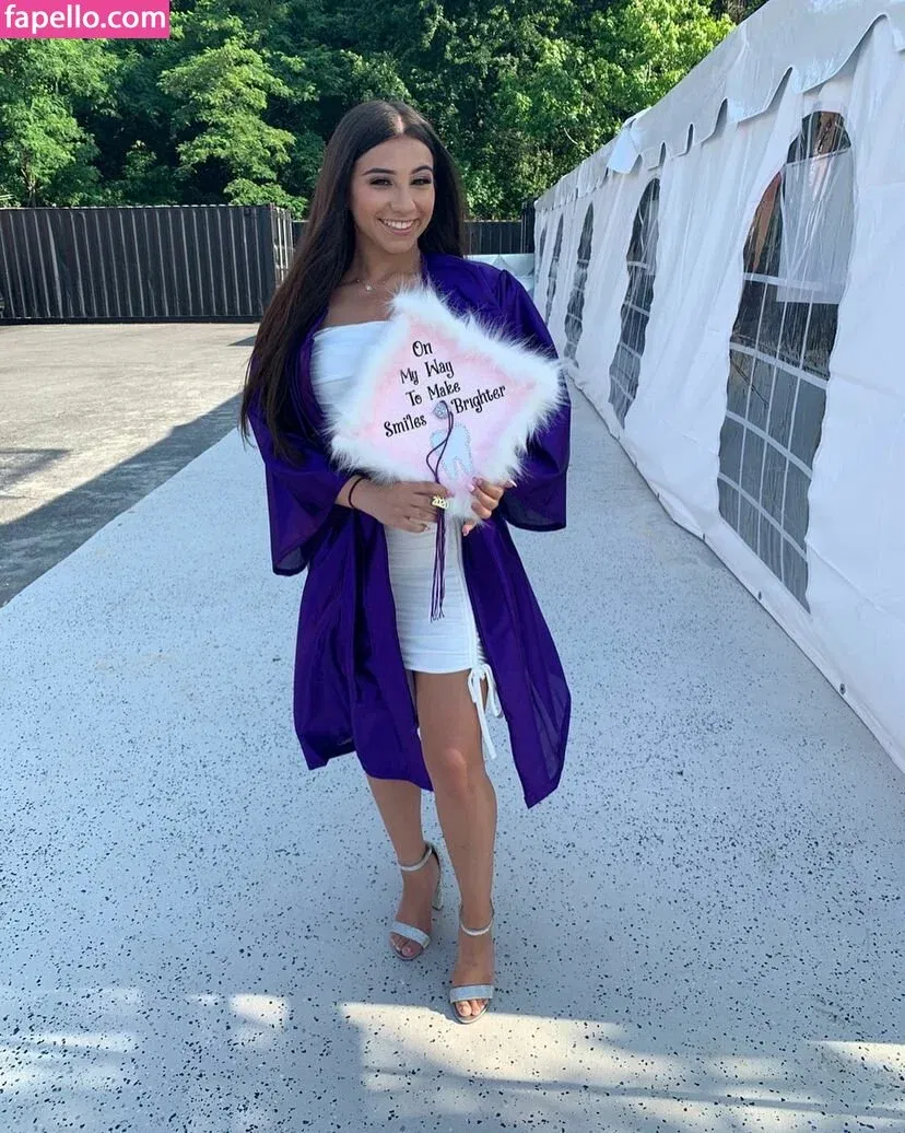 Emma Planzo Onlyfans Photo Gallery 