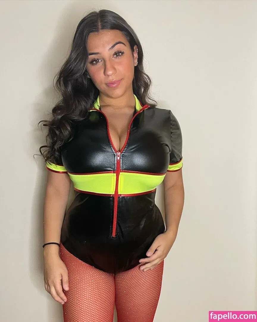 Emma Planzo Onlyfans Photo Gallery 