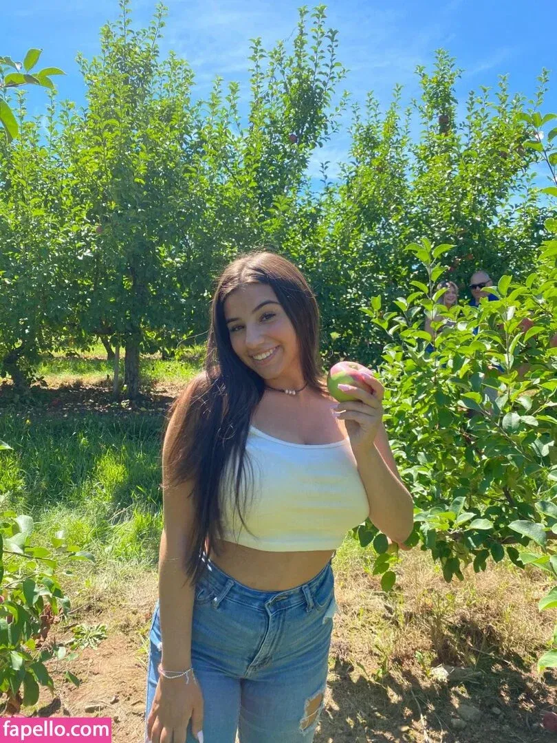 Emma Planzo Onlyfans Photo Gallery 