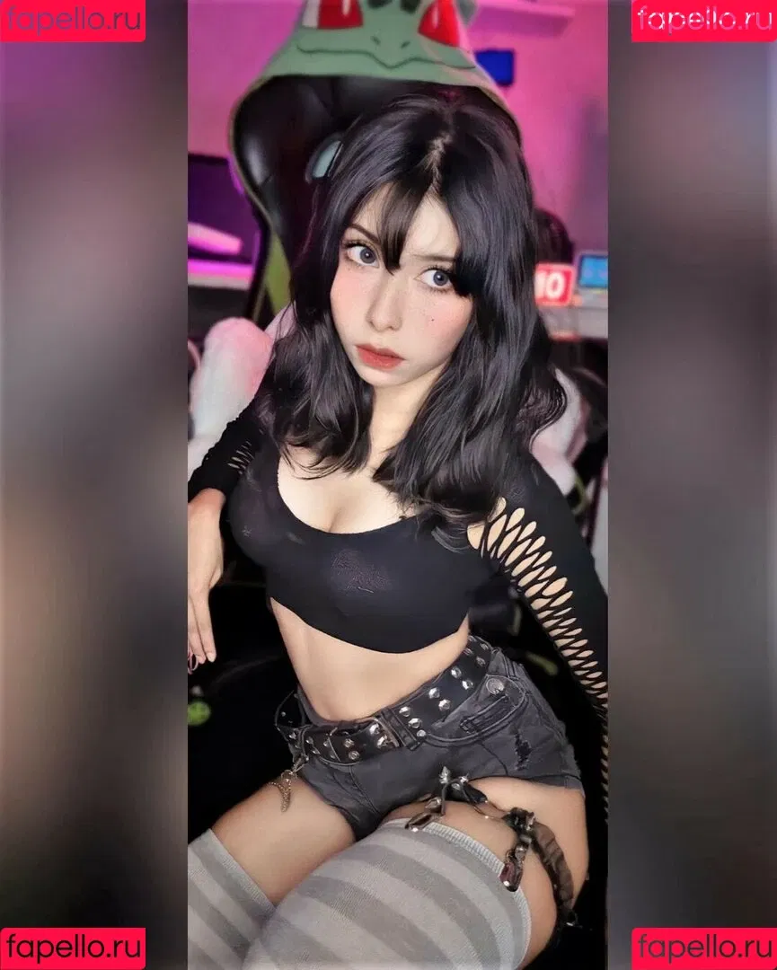 Lilywaifu Onlyfans Photo Gallery 
