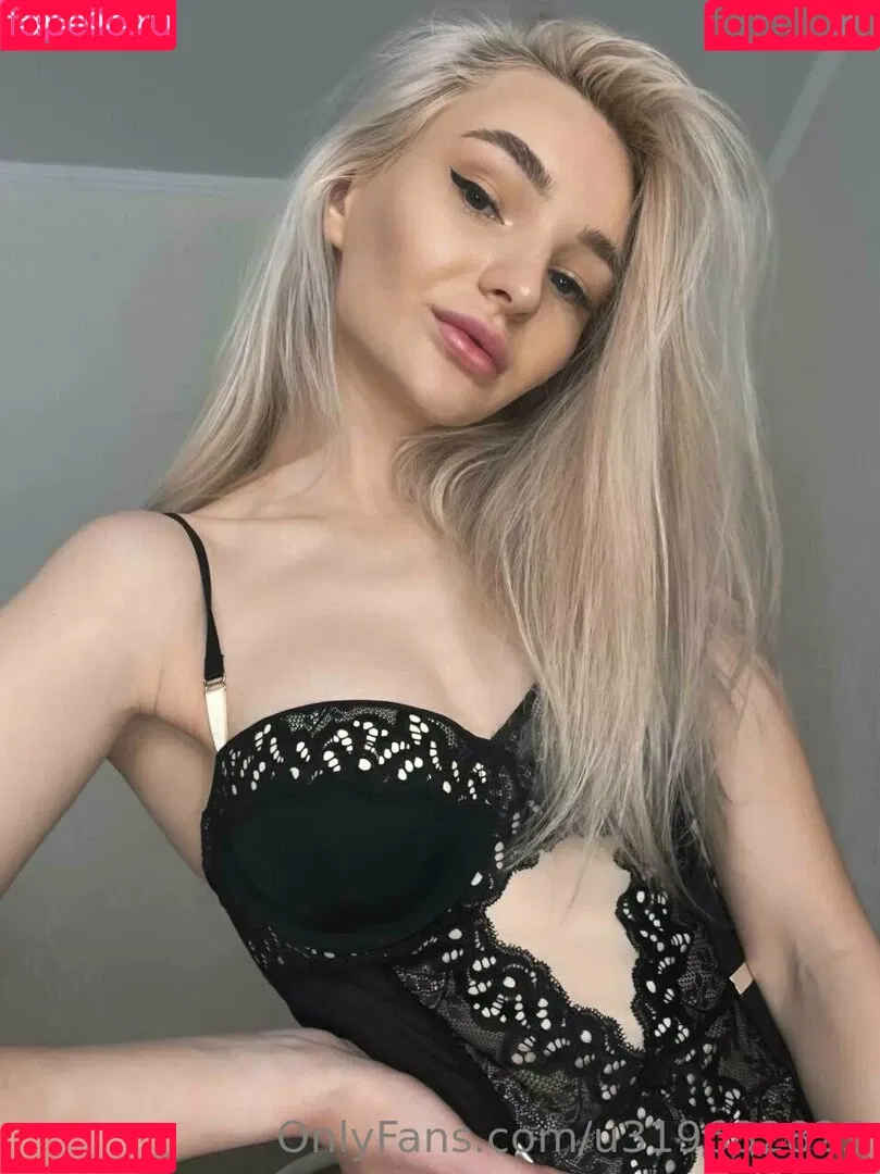 nicolettten Onlyfans Photo Gallery 