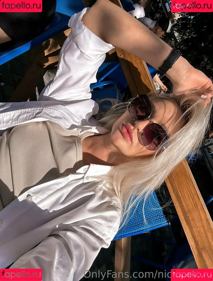nicolettten Onlyfans Photo Gallery 