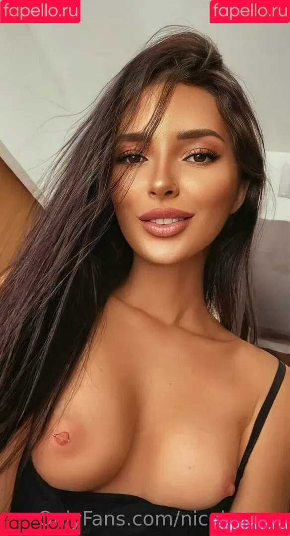 nicolettten Onlyfans Photo Gallery 