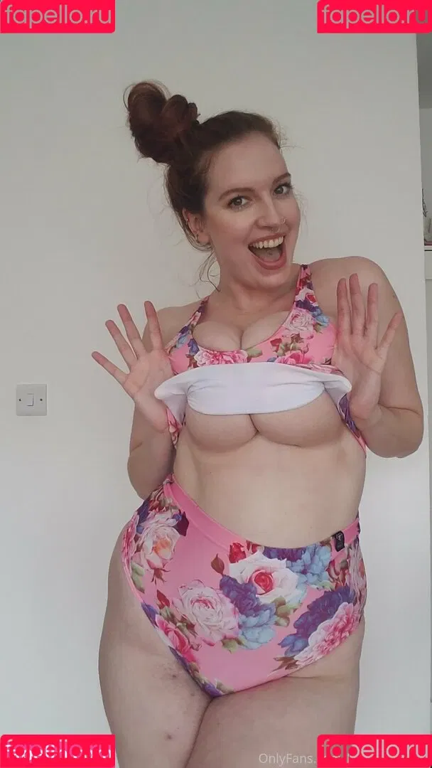 ladygingerlust Onlyfans Photo Gallery 