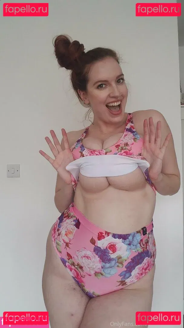 ladygingerlust Onlyfans Photo Gallery 