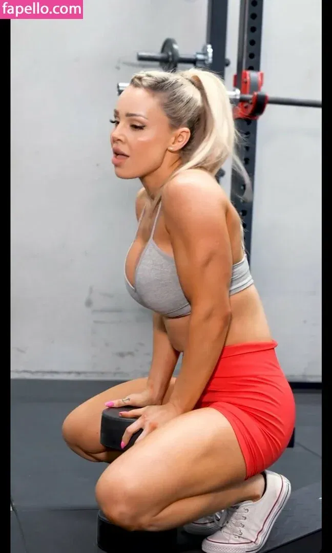 Stephanie Sanzo Onlyfans Photo Gallery 