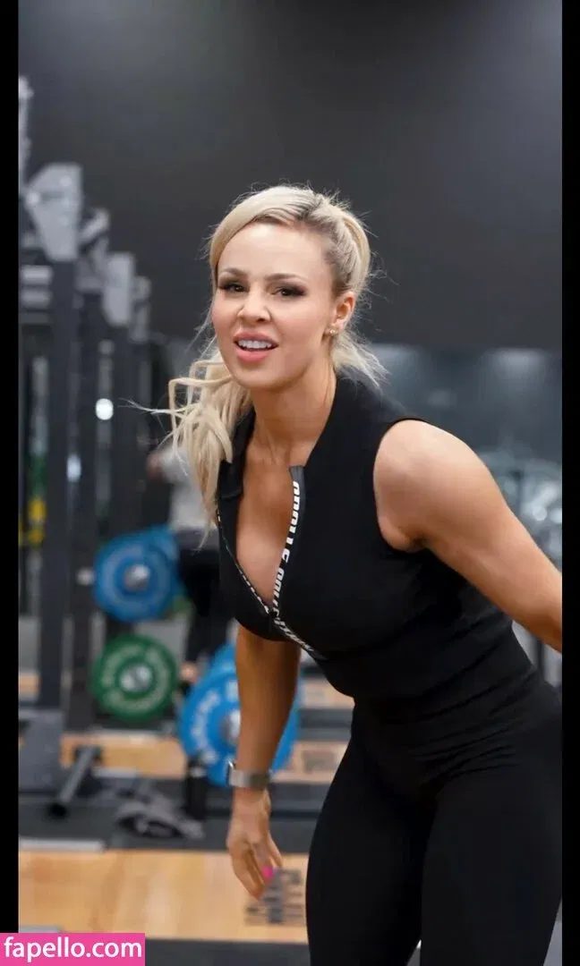 Stephanie Sanzo Onlyfans Photo Gallery 