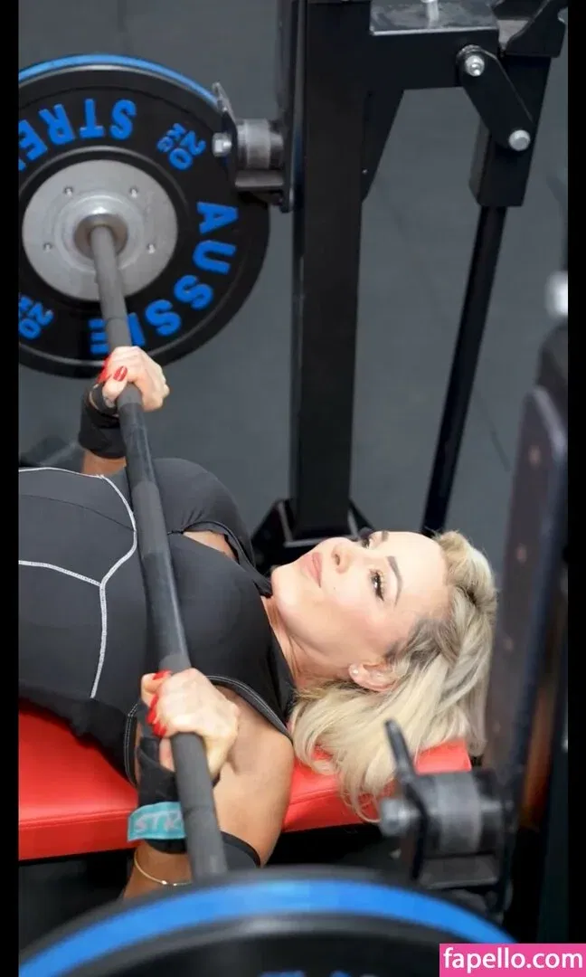 Stephanie Sanzo Onlyfans Photo Gallery 