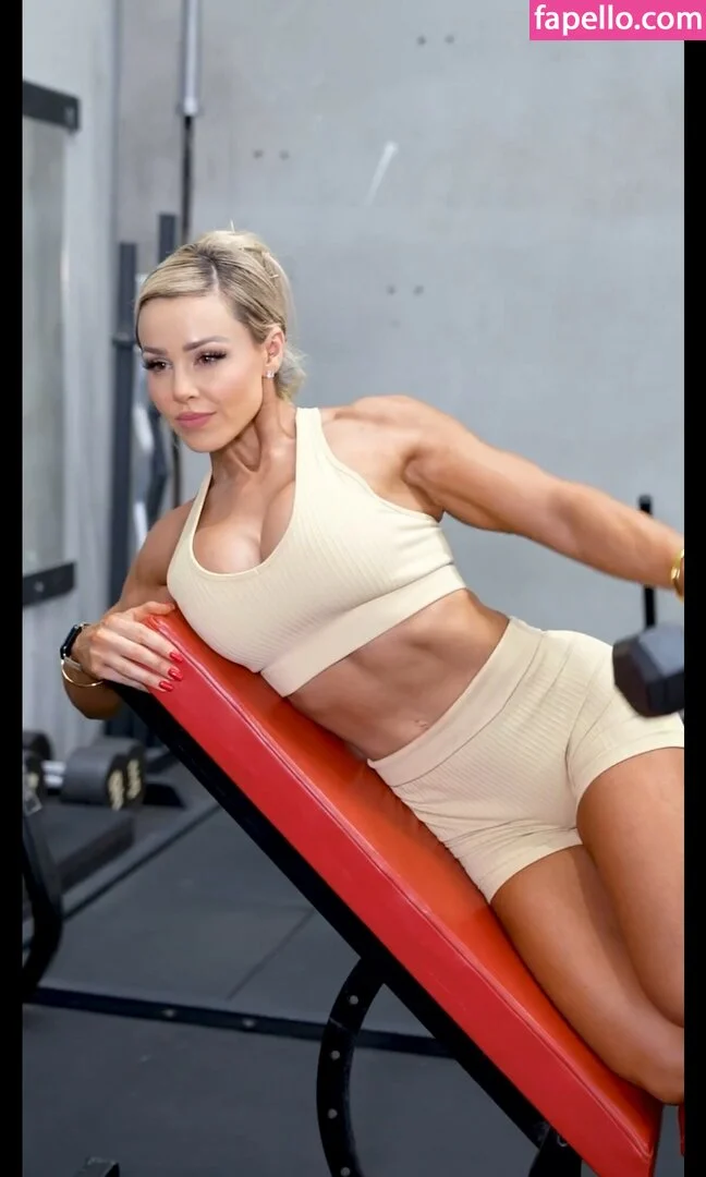 Stephanie Sanzo Onlyfans Photo Gallery 