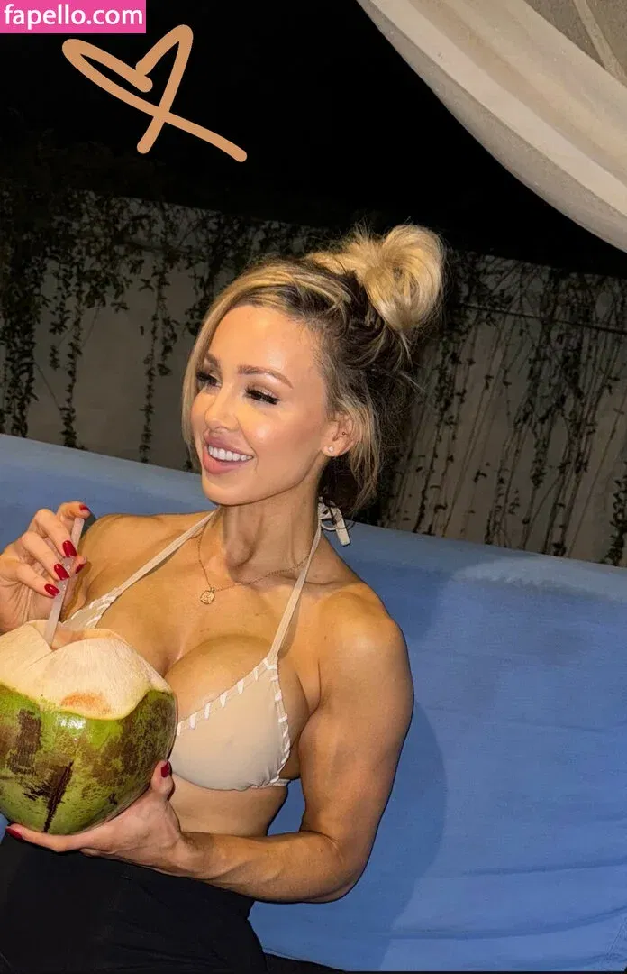 Stephanie Sanzo Onlyfans Photo Gallery 