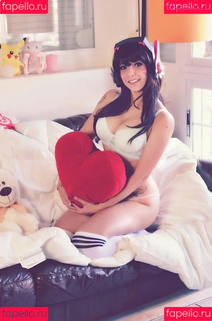 Shermie Cosplay Onlyfans Photo Gallery 
