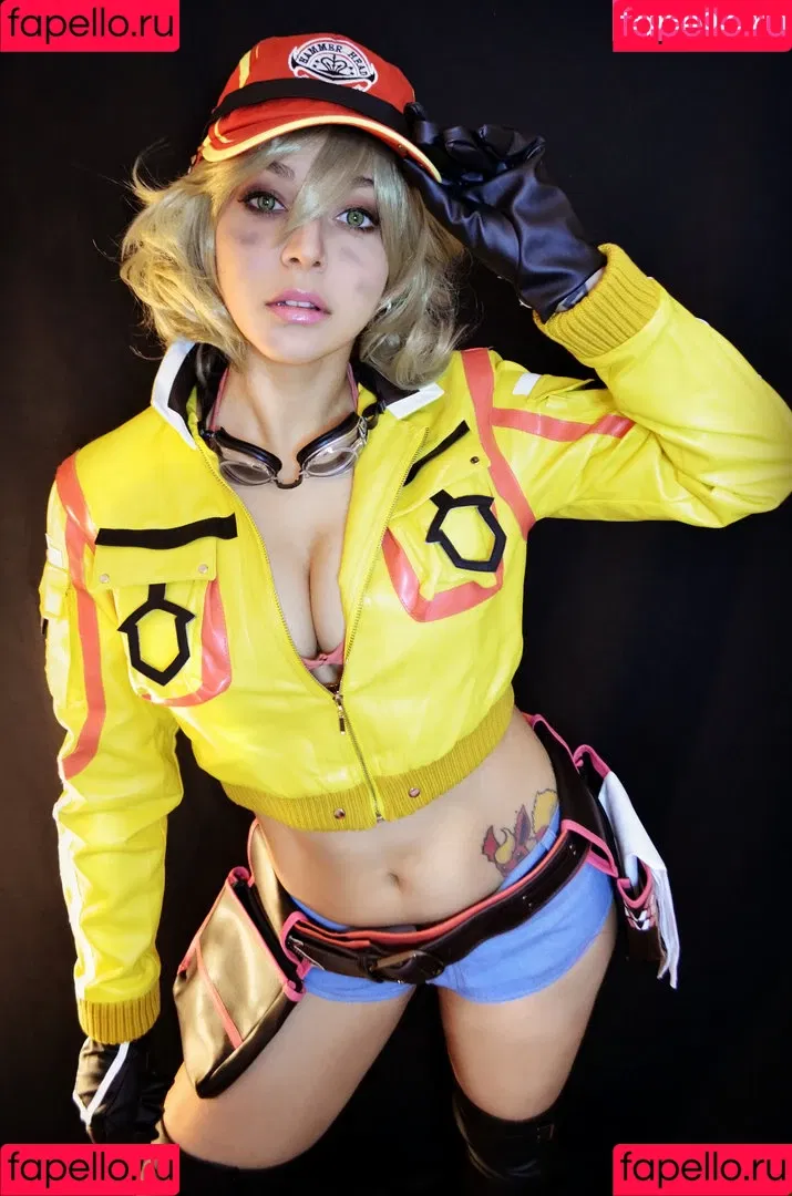 Shermie Cosplay Onlyfans Photo Gallery 