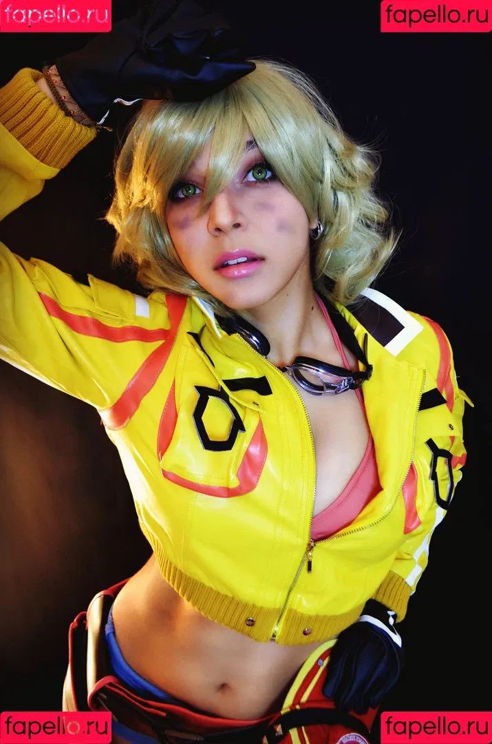 Shermie Cosplay Onlyfans Photo Gallery 