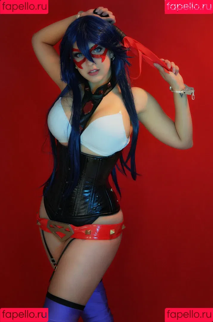 Shermie Cosplay Onlyfans Photo Gallery 