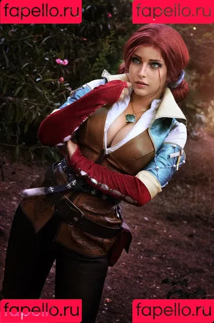 Shermie Cosplay Onlyfans Photo Gallery 