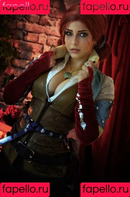 Shermie Cosplay Onlyfans Photo Gallery 
