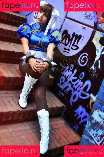 Shermie Cosplay Onlyfans Photo Gallery 