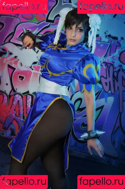 Shermie Cosplay Onlyfans Photo Gallery 