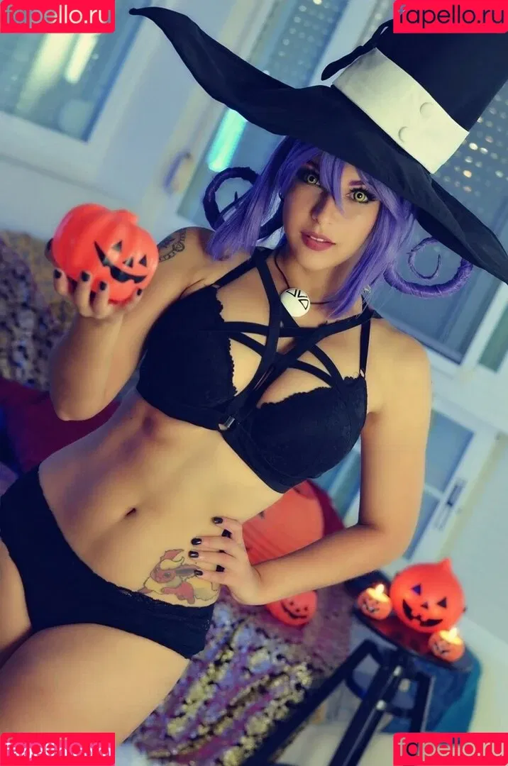 Shermie Cosplay Onlyfans Photo Gallery 