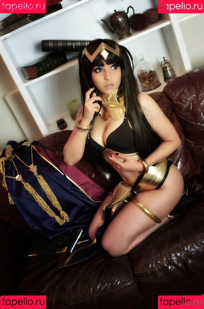 Shermie Cosplay Onlyfans Photo Gallery 