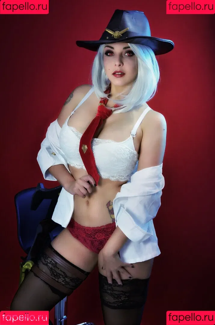 Shermie Cosplay Onlyfans Photo Gallery 