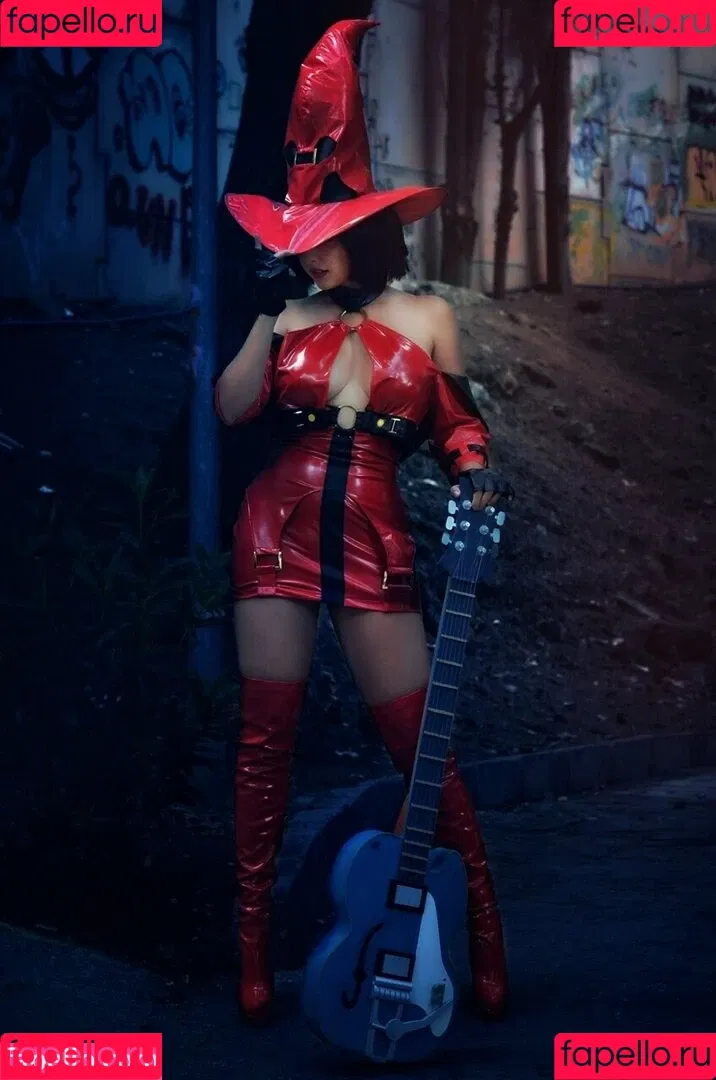Shermie Cosplay Onlyfans Photo Gallery 
