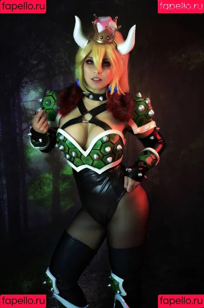 Shermie Cosplay Onlyfans Photo Gallery 