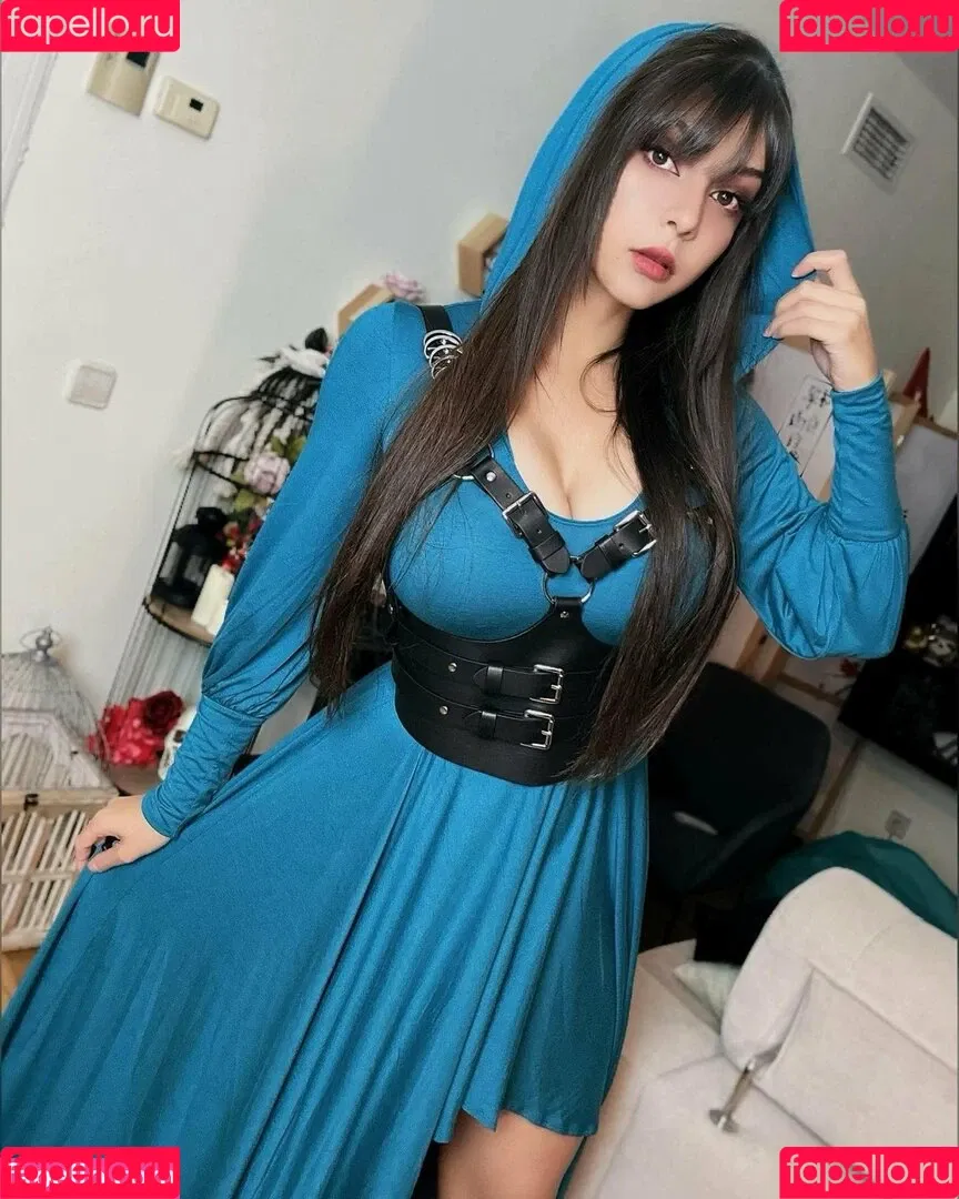 Shermie Cosplay Onlyfans Photo Gallery 