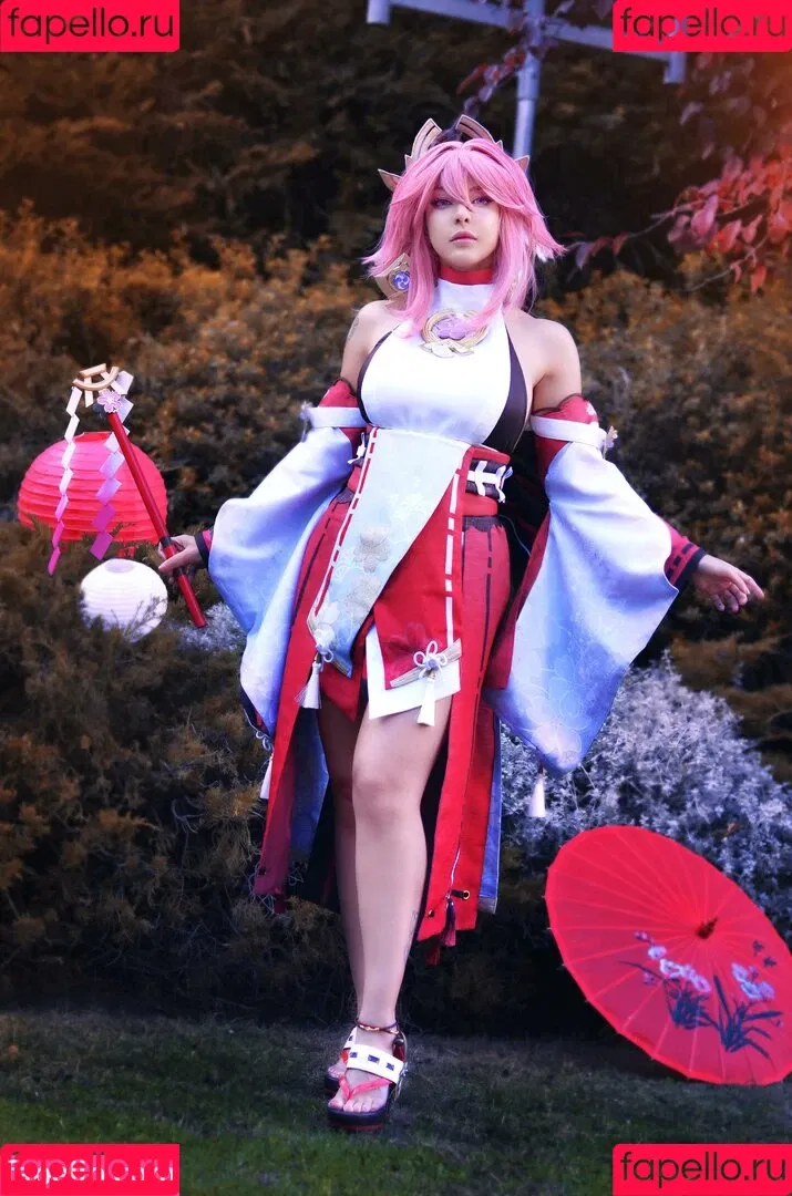 Shermie Cosplay Onlyfans Photo Gallery 