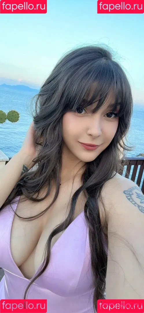 Shermie Cosplay Onlyfans Photo Gallery 