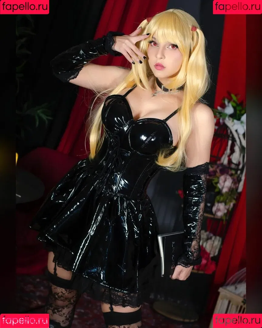 Shermie Cosplay Onlyfans Photo Gallery 