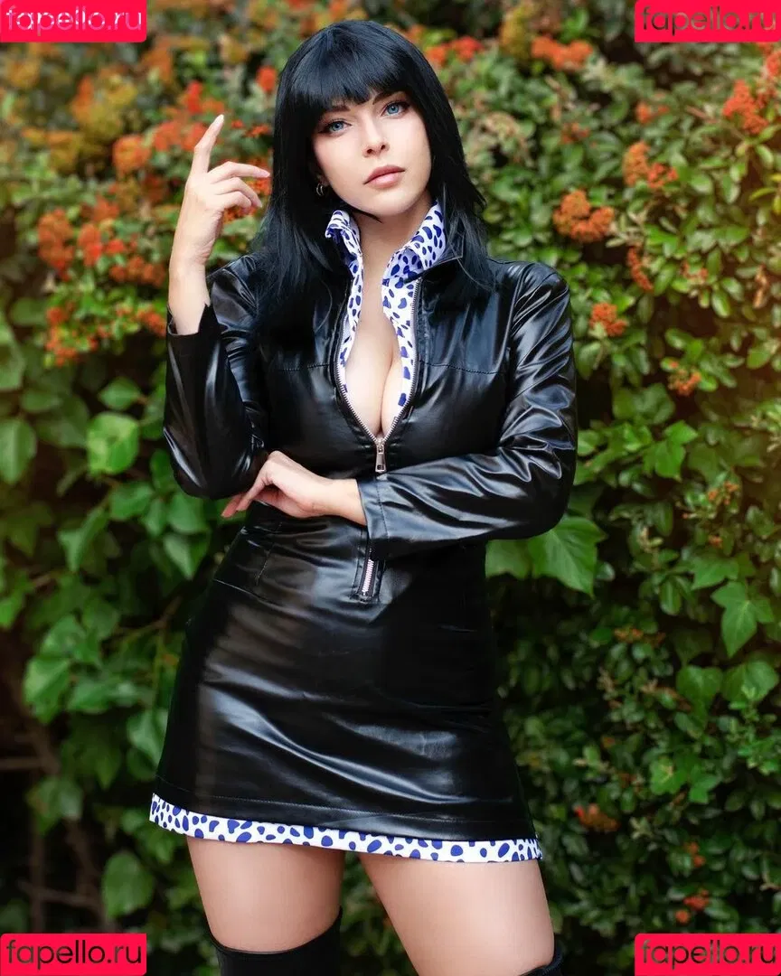 Shermie Cosplay Onlyfans Photo Gallery 