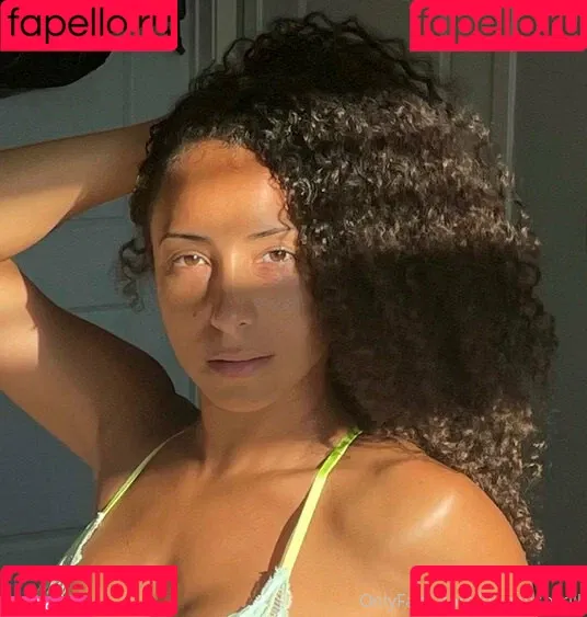 QueenSoTrill Onlyfans Photo Gallery 