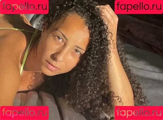QueenSoTrill Onlyfans Photo Gallery 