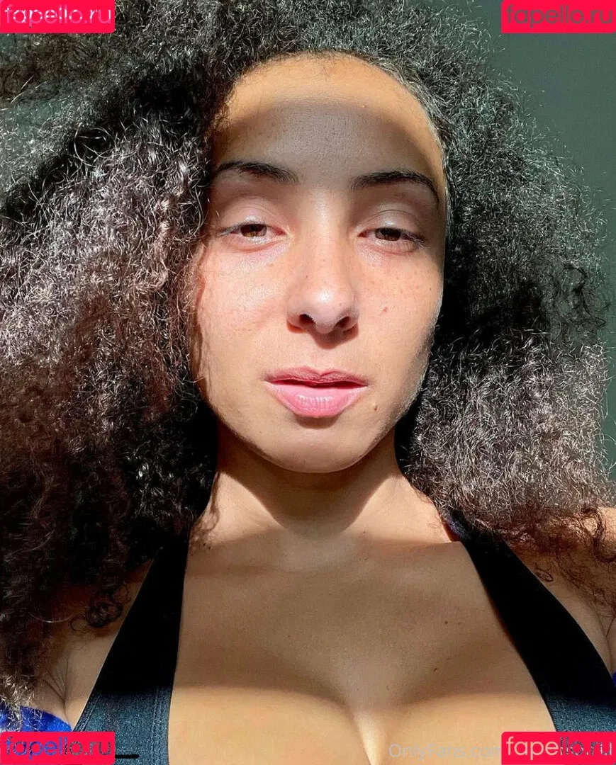 QueenSoTrill Onlyfans Photo Gallery 