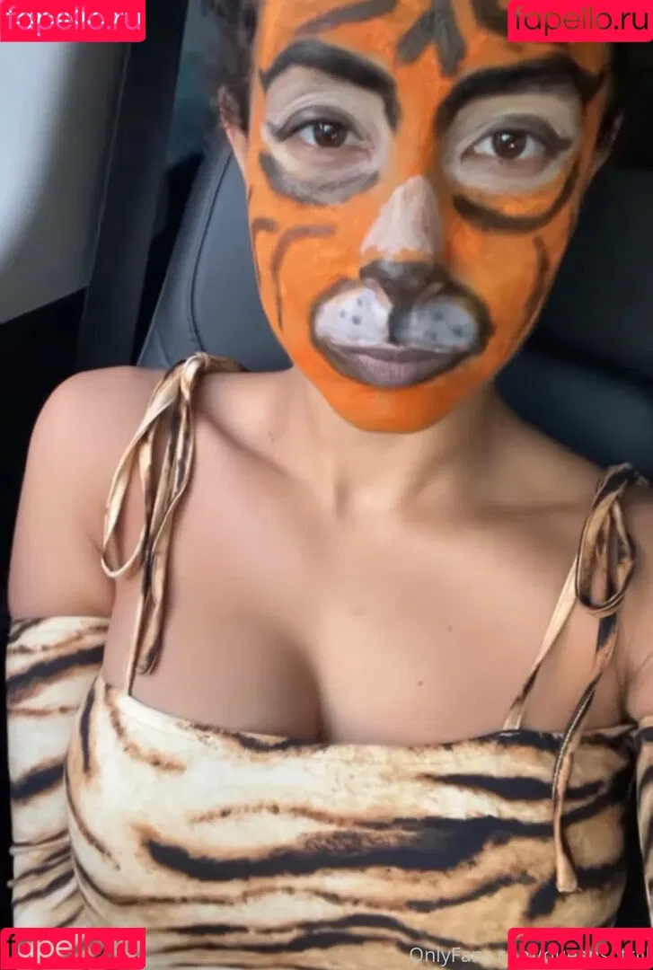 QueenSoTrill Onlyfans Photo Gallery 