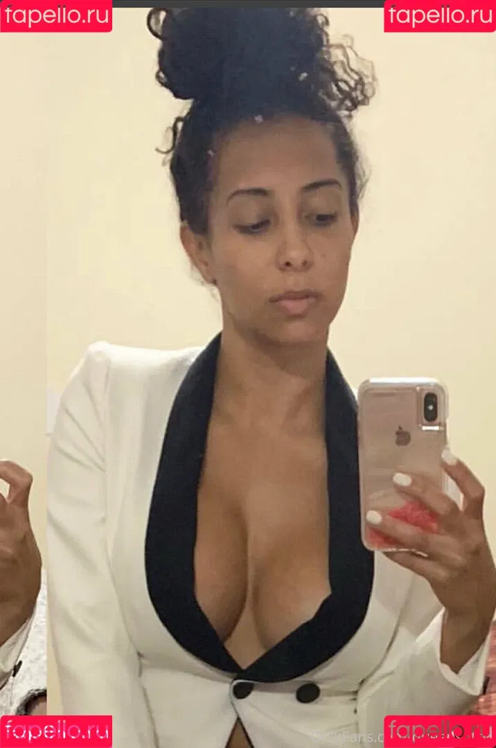 QueenSoTrill Onlyfans Photo Gallery 