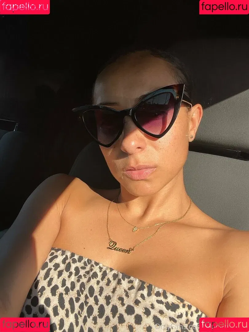 QueenSoTrill Onlyfans Photo Gallery 