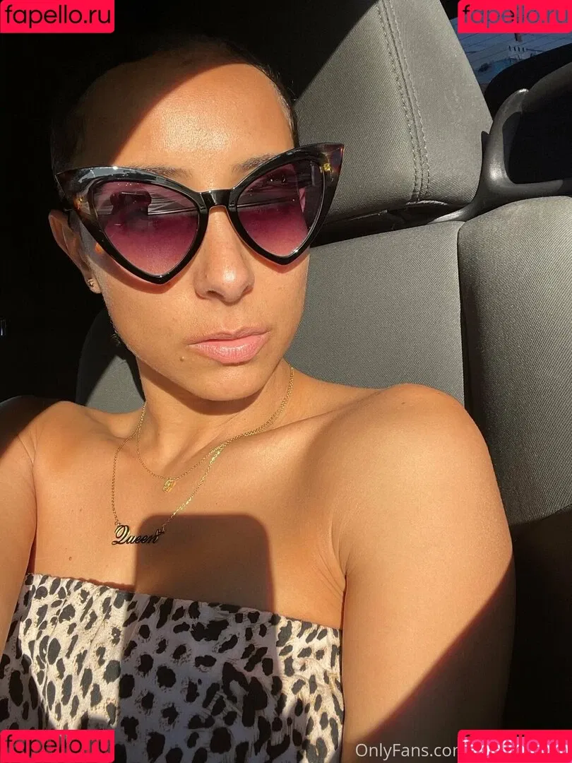 QueenSoTrill Onlyfans Photo Gallery 