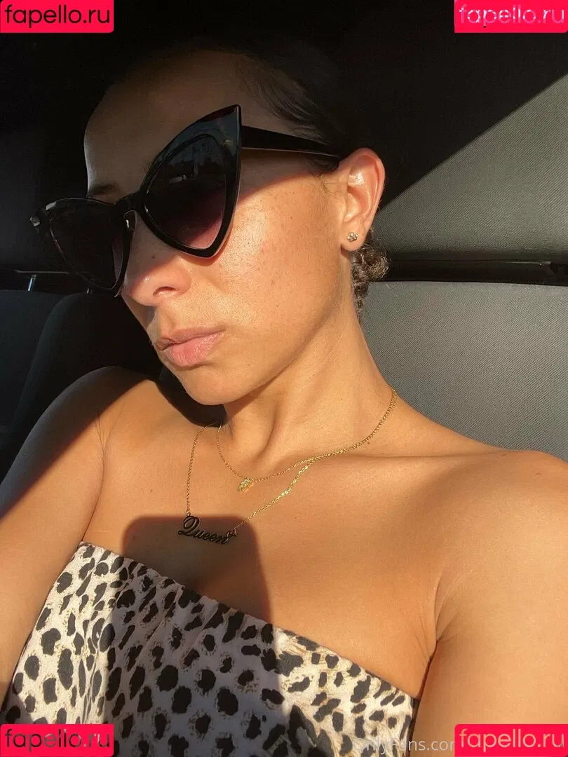 QueenSoTrill Onlyfans Photo Gallery 