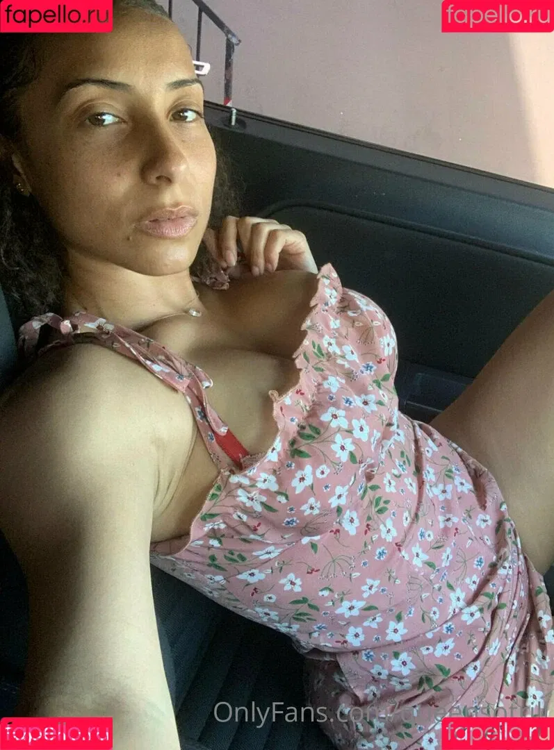 QueenSoTrill Onlyfans Photo Gallery 